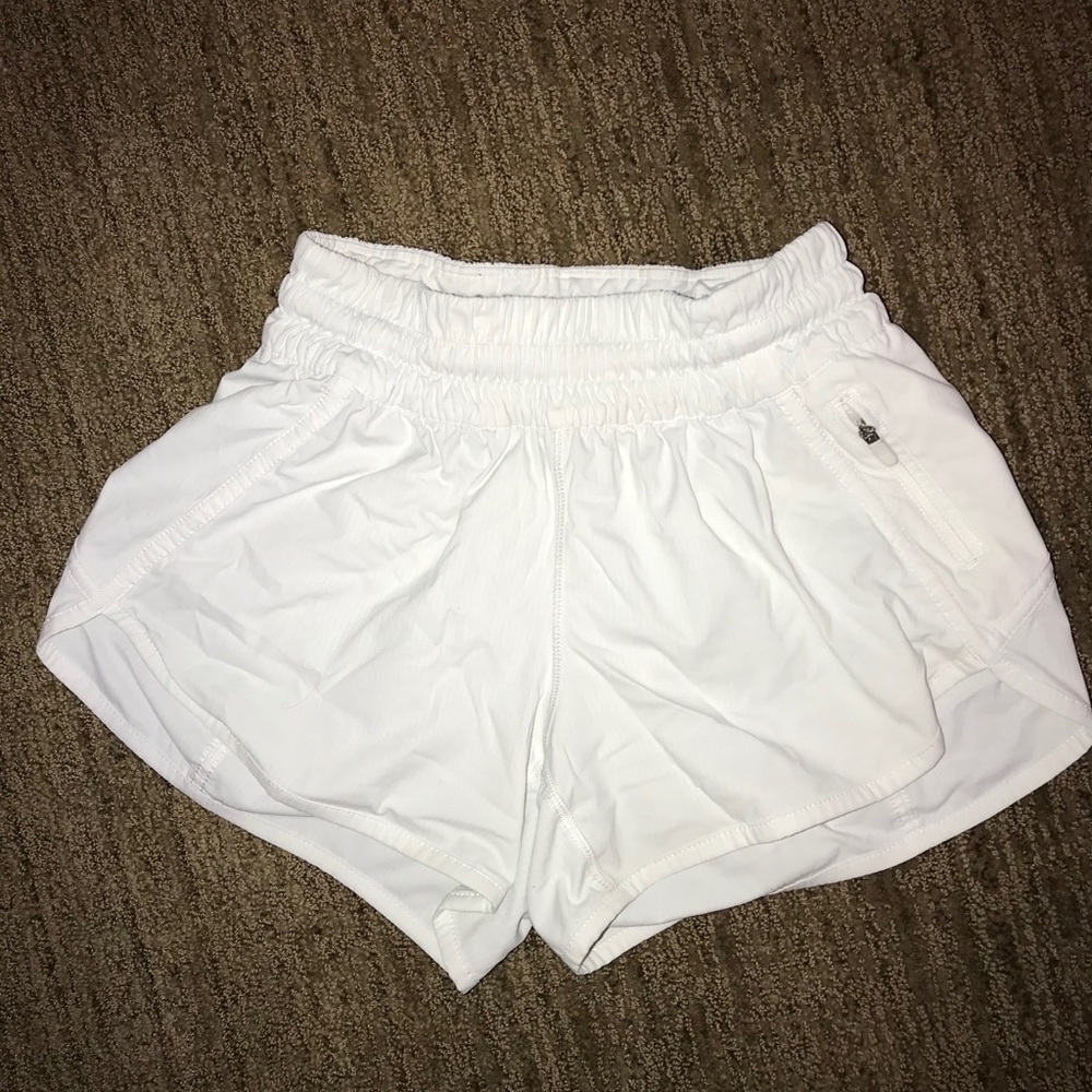 LULULEMON Tracker Shorts